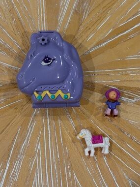 1995 Polly Pocket Arabian Beauty Pony Parade Bluebird with doll horse